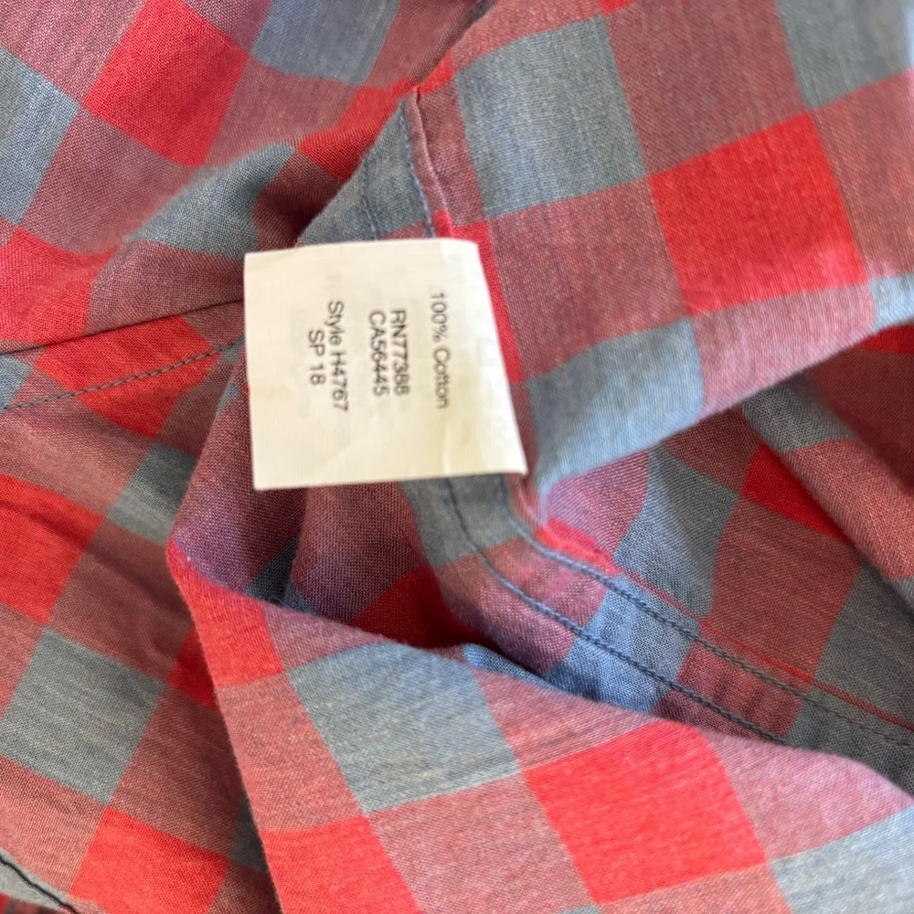 J.Crew Men's Short-Sleeve Lightweight Shirt red and blue gingham, size large